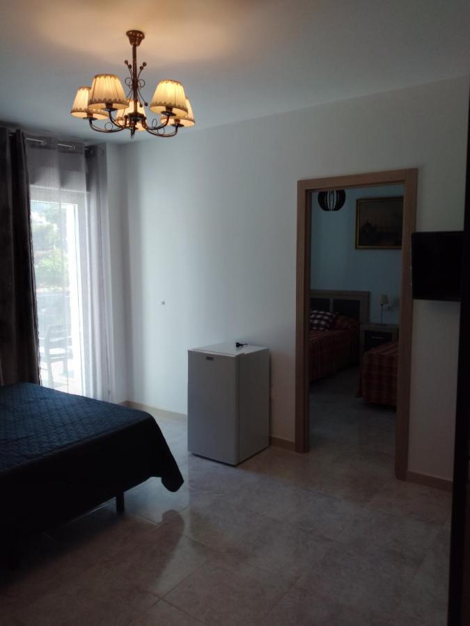 Boutique Los Pinos Hotel Denia Exterior photo